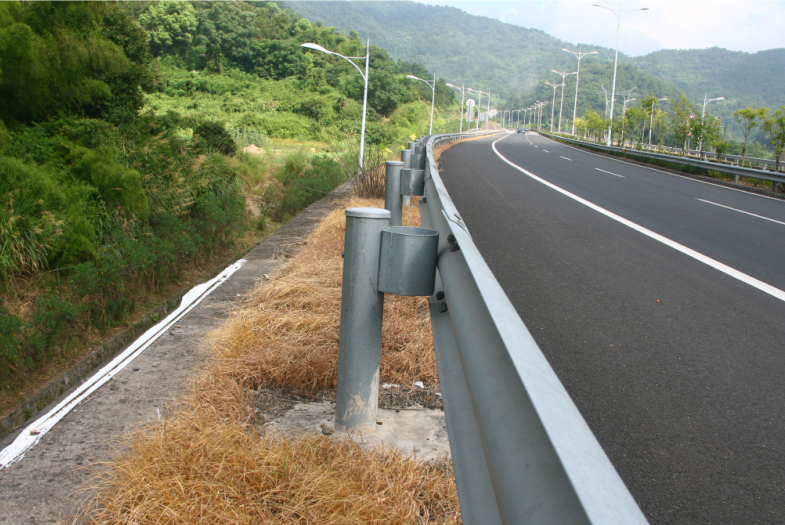 波形护栏21.jpg